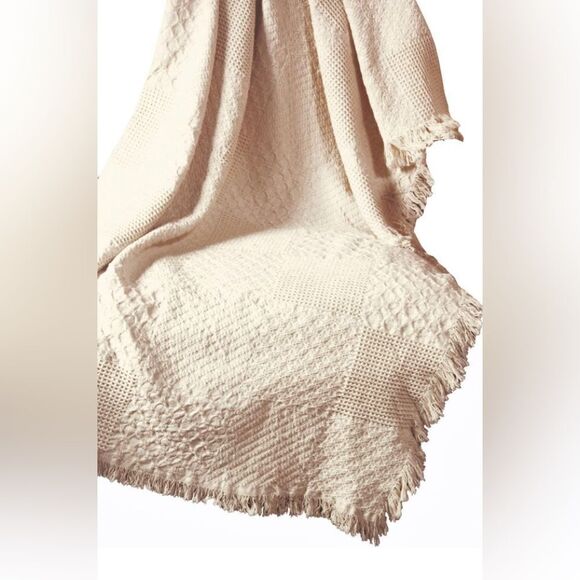 The Manual Woodworkers & Weavers textured blocks, 2-layer cream color throw NWT - Picture 1 of 4